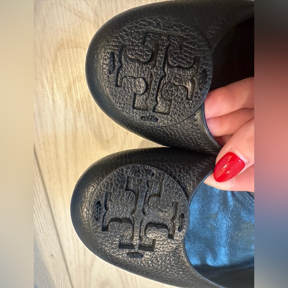 Tory Burch Black Reva Leather Ballet Flats, size 12 - Picture 6 of 11